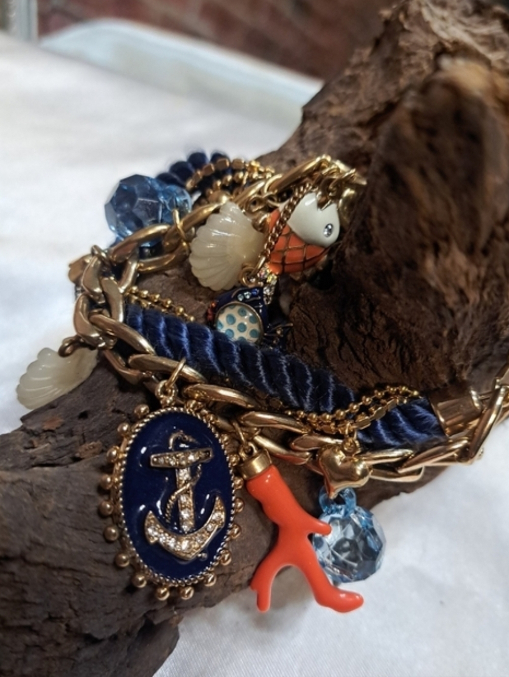 RARE BETSY JOHNSON VINTAGE NAUTICAL THEMED BRACLET - Picture 2 of 10